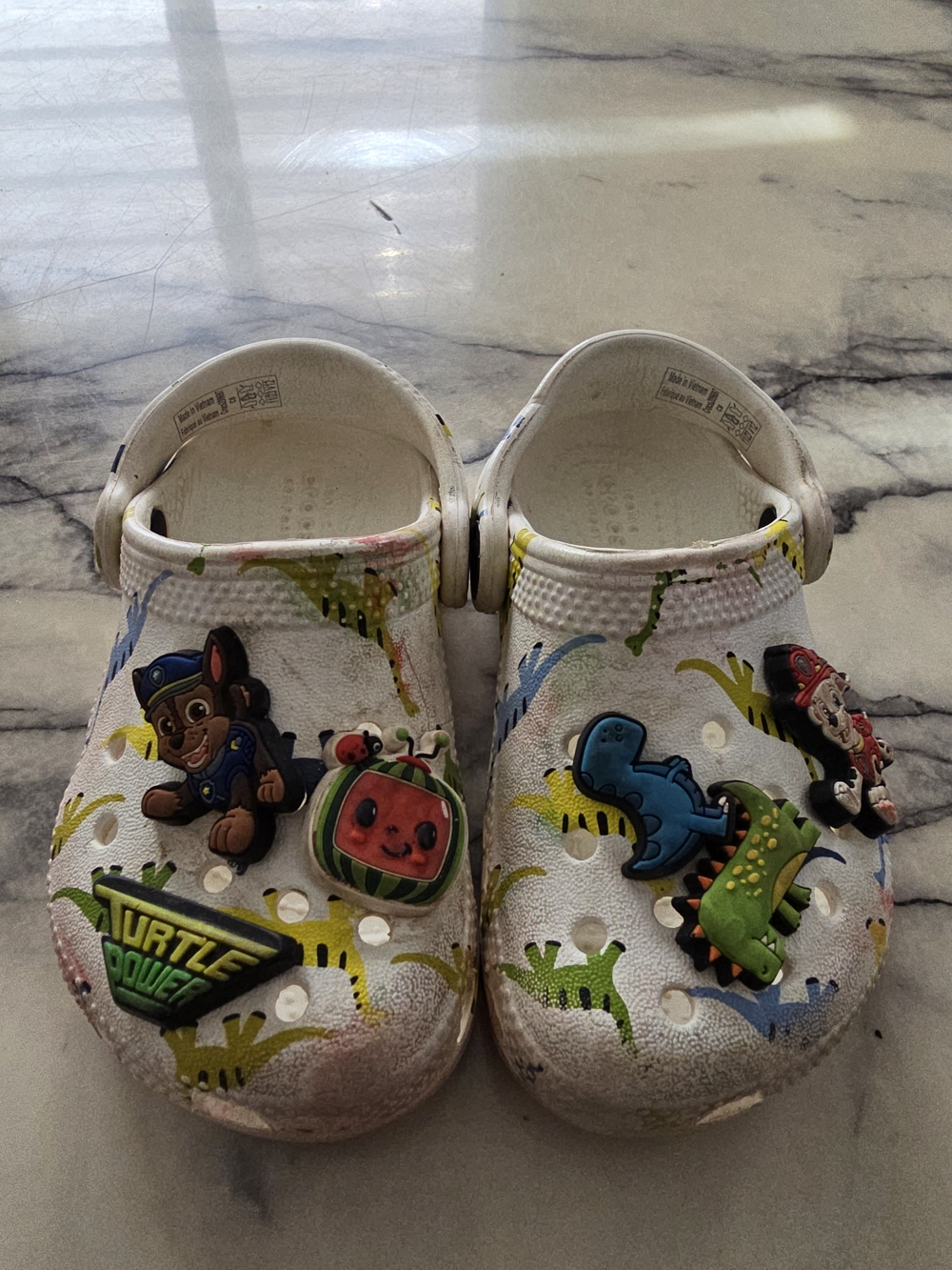 CROCS White Kids Clog Sandals with Colorful Character Jibbitz